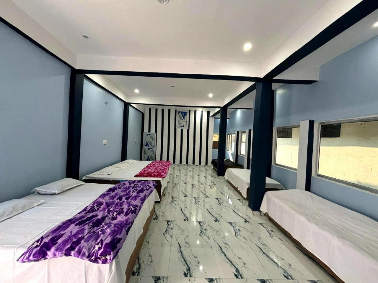 Shree Valmiki Home Stay Ayodhya المظهر الخارجي الصورة